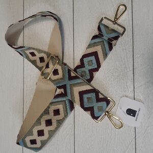 Seventeen stars bag or camera embroidery strap bew